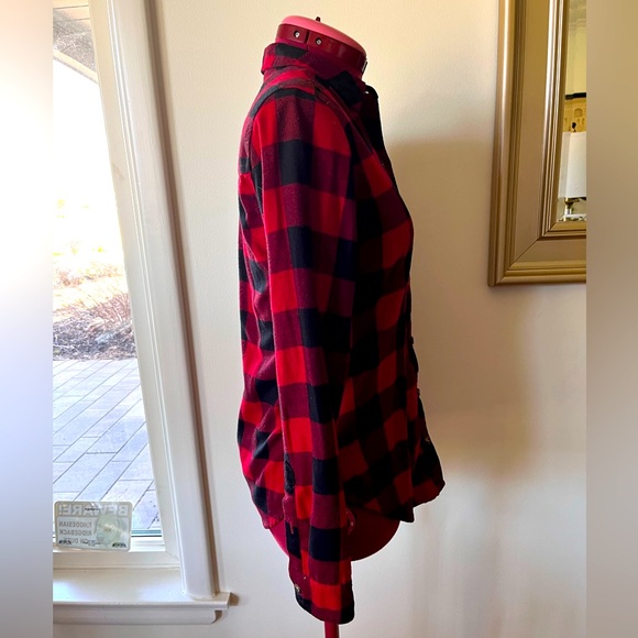 ABERCROMBIE RED and BLACK PLAID SHIRT - Picture 4 of 10
